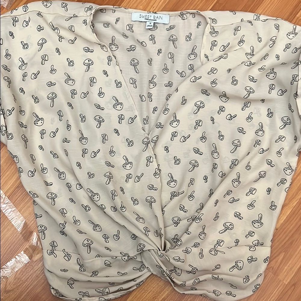 Sweet Rain White Tie Front Cap Sleeve Blouse Size S